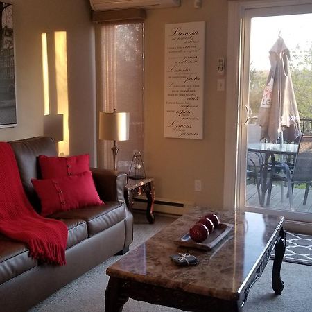 مونت تريمبلانت 2 Bedroom Condo In Pedestrian Village By Amazing Property Rentals المظهر الخارجي الصورة